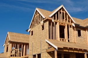 En quoi consiste la décennale constructeur pour maison à ossature bois ?